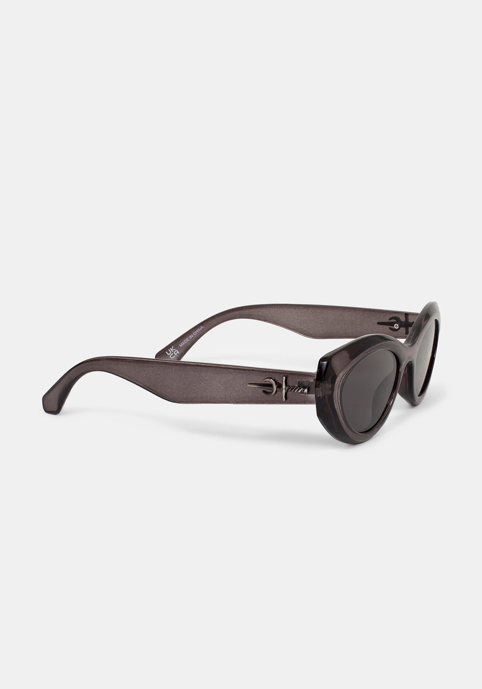 Sabre Dolch Oval Sunglasses