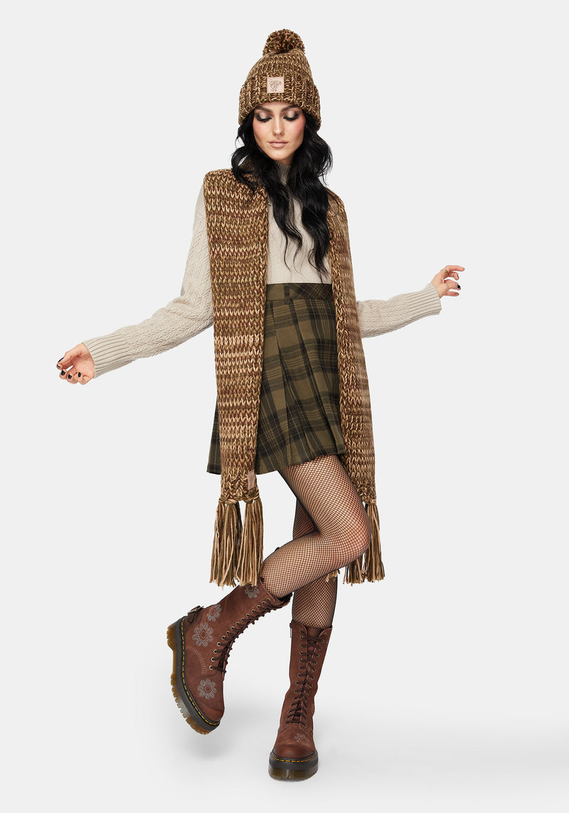 Daphne Bug Patch Cable Beanie