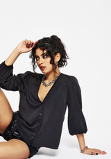 Isidora Bestickt Knopf Hoch Bluse