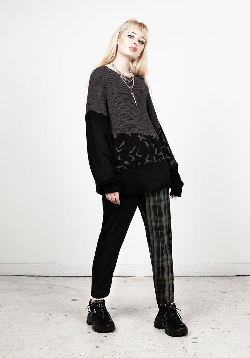 Abstract Langschnitt Pullover