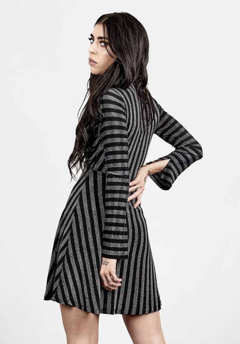 Roxy Glitzer Stehkragen Wickel Kleid