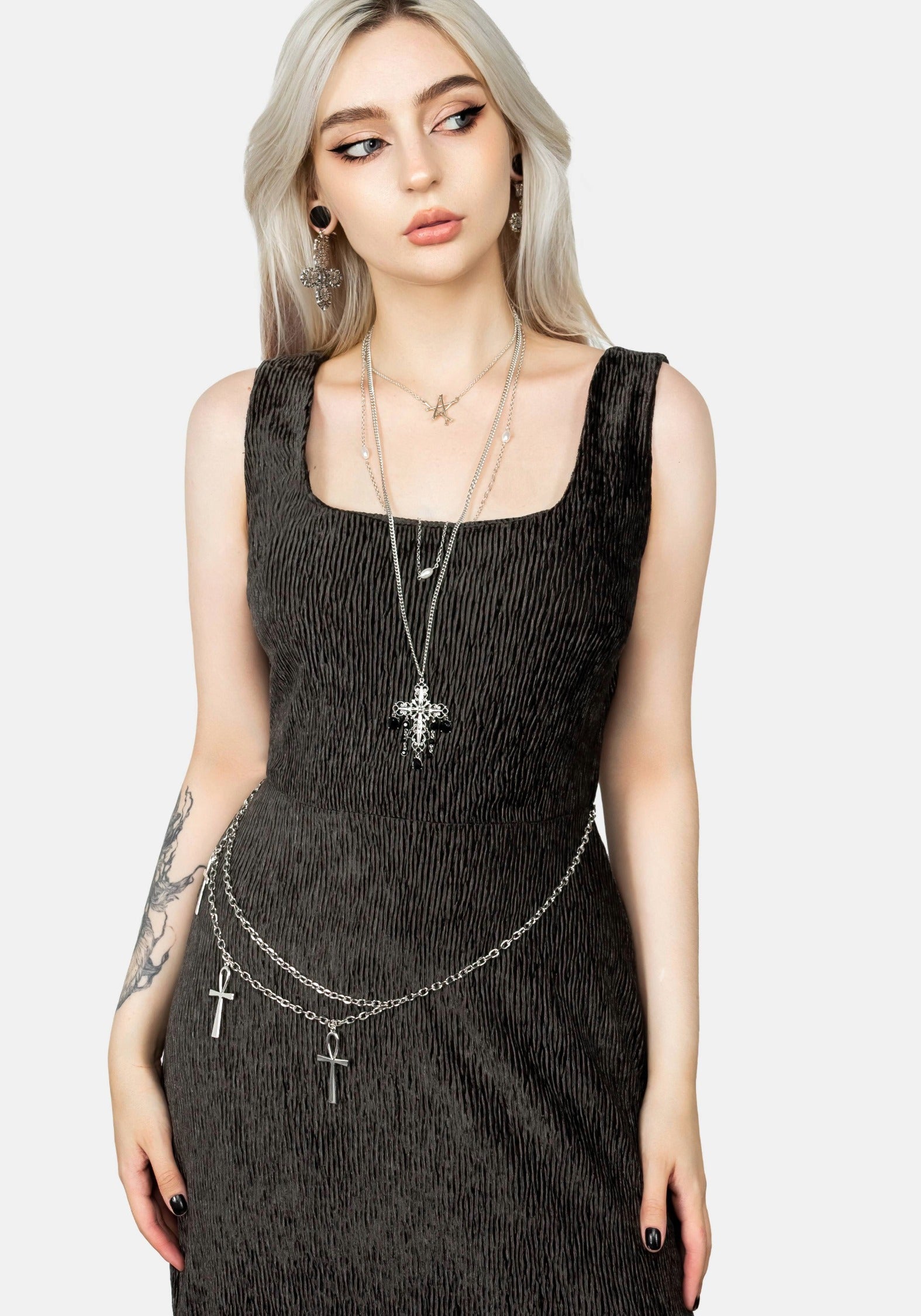 Thekla Kleid Mit Anhänger Gürtel