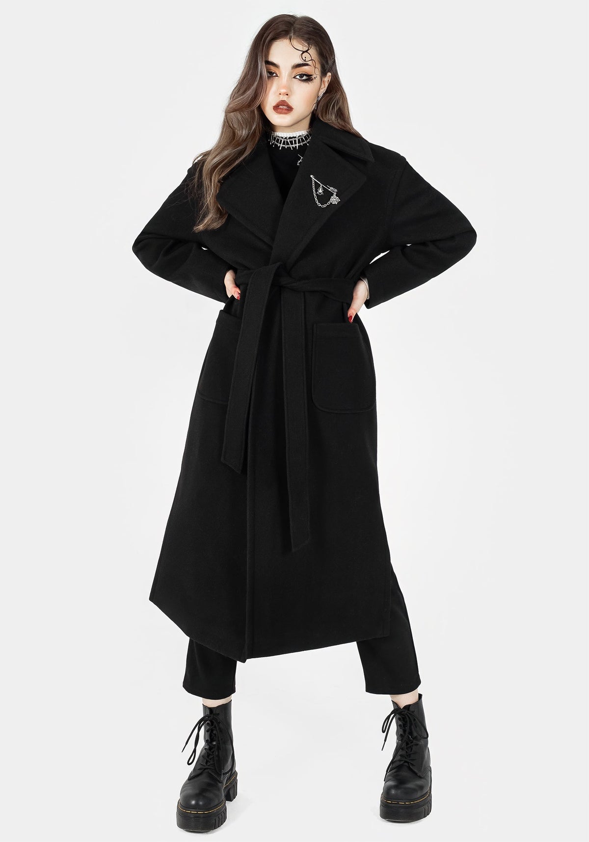 Meltdown Oversize Mantel Mit Brosche - Schwarz