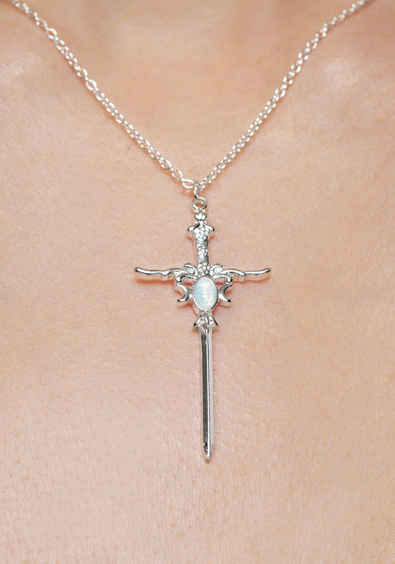 Galatine Opal Schwert Halskette