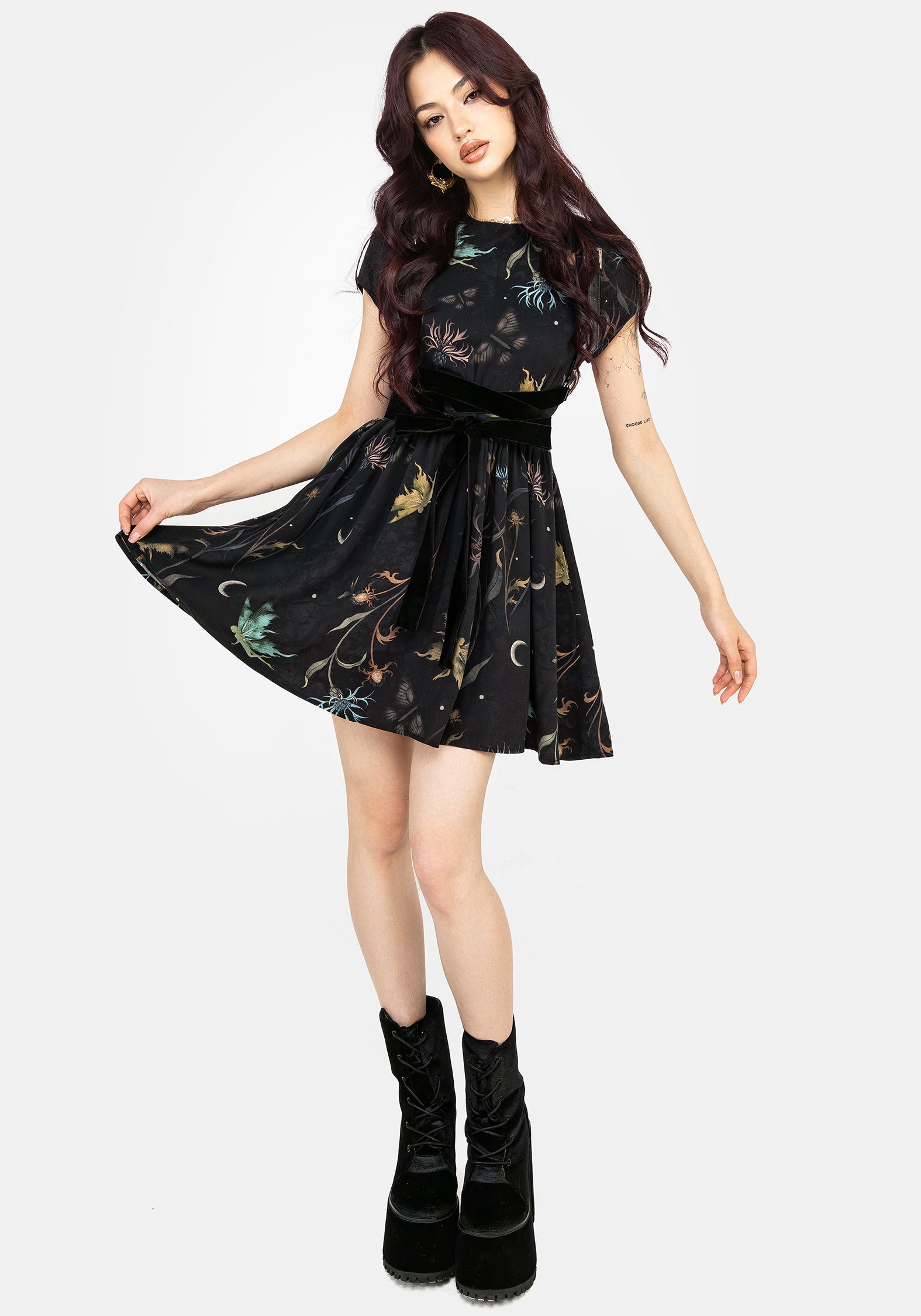 Rosanella Blumenmuster Druck Mini Rüsche Kleid
