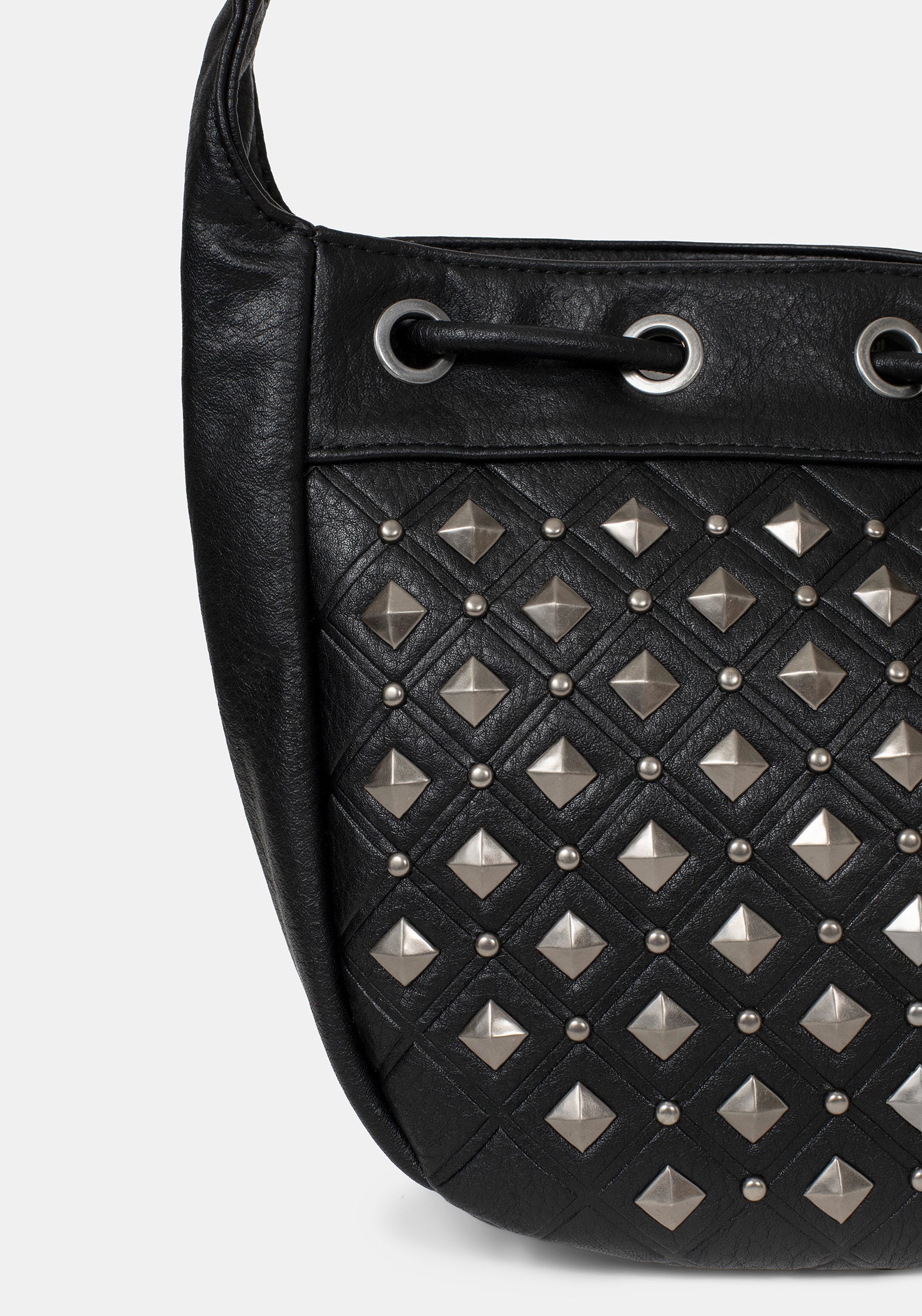 Dolora Studded Bucket Tasche