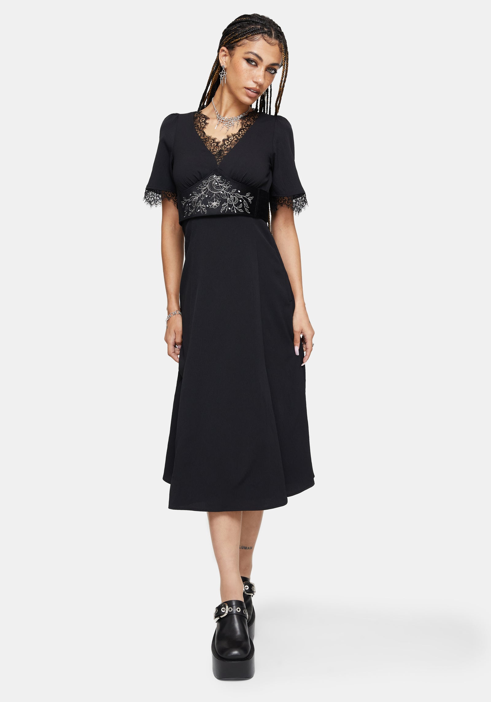 Morrigan Stern Gekreuzte Bestickt Taille Gürtel