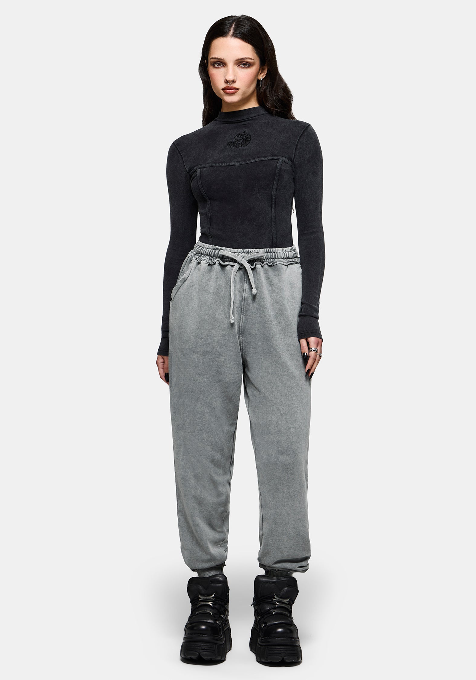 Sylph Fallen Taube Bestickt Mit Manschetten Jogger