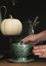 Rosethorn Blumenmuster Geprägt Cup Und Saucer Set