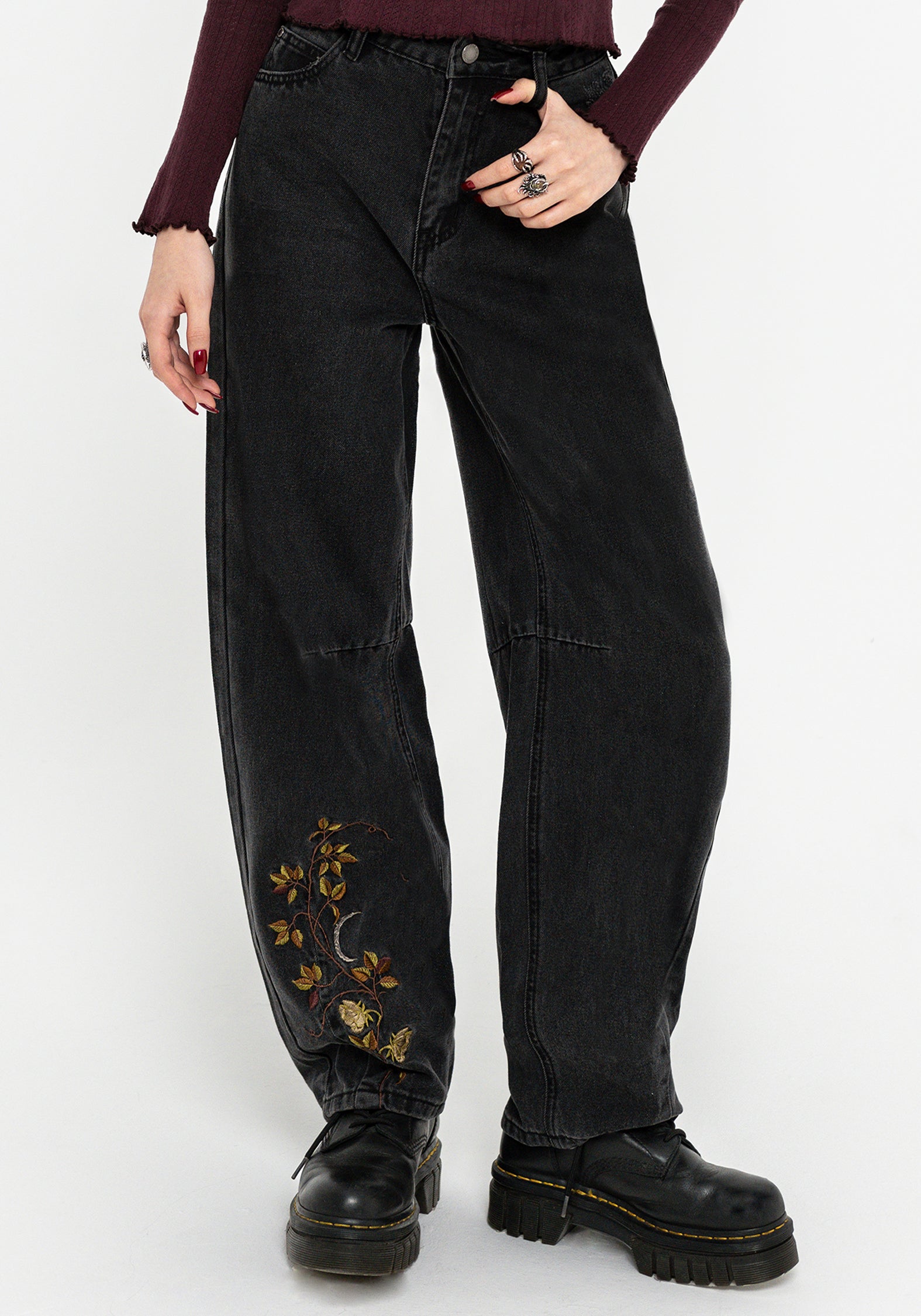 Maleah Embroidered Denim Barrel Jeans
