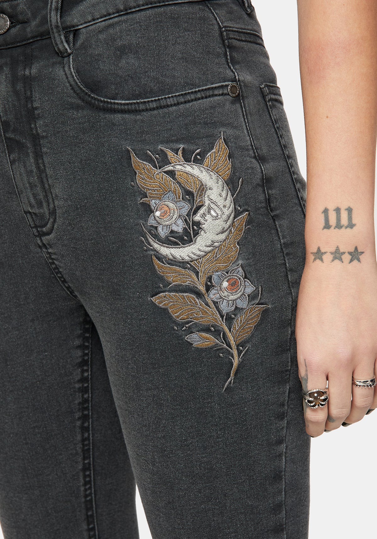 Hexborn Baba Yaga Bestickt Denim Schmal Jean