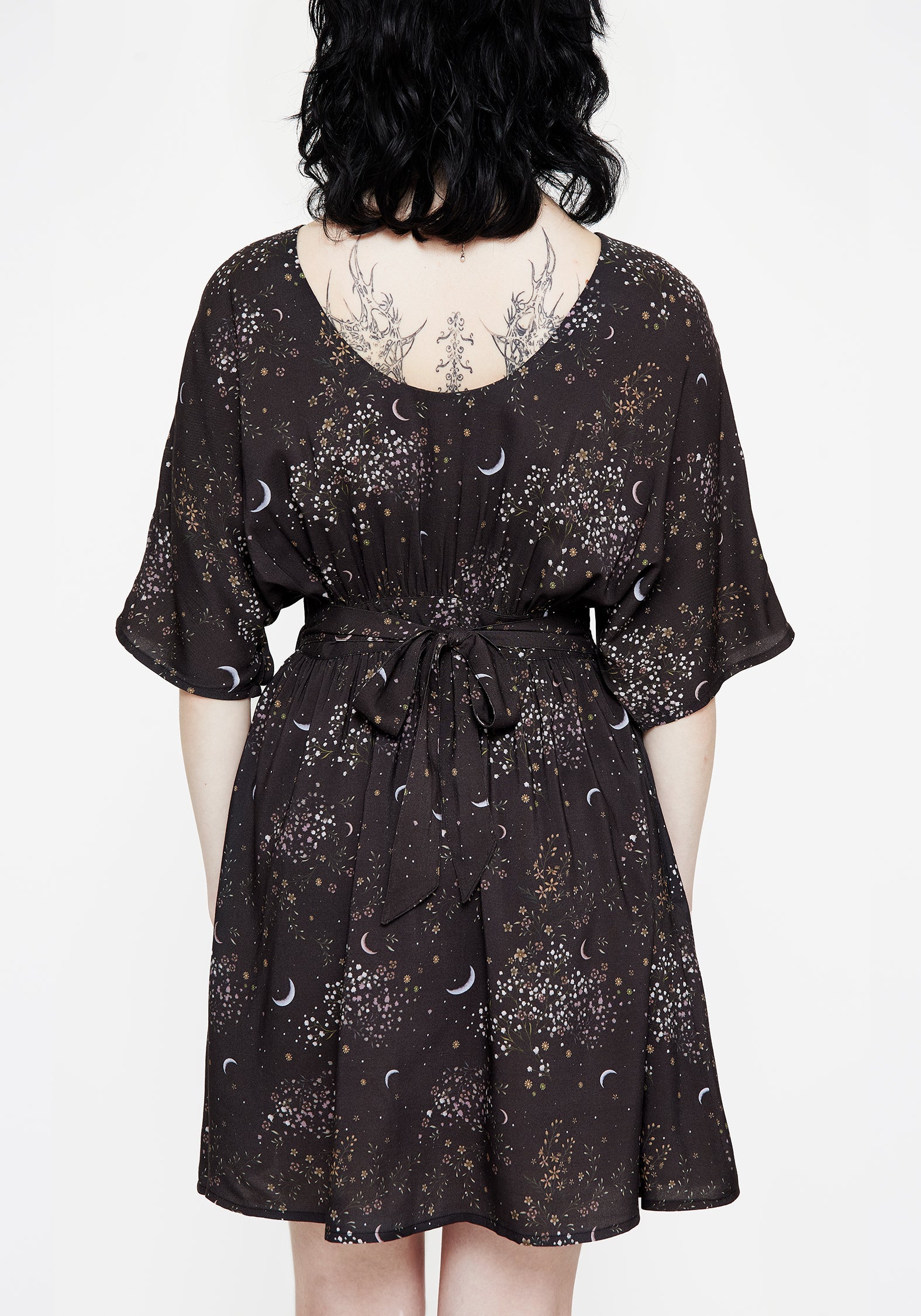Peaseblossom Celestial Krawatte Back Mini Kleid