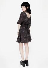 Peaseblossom Celestial Krawatte Back Mini Kleid