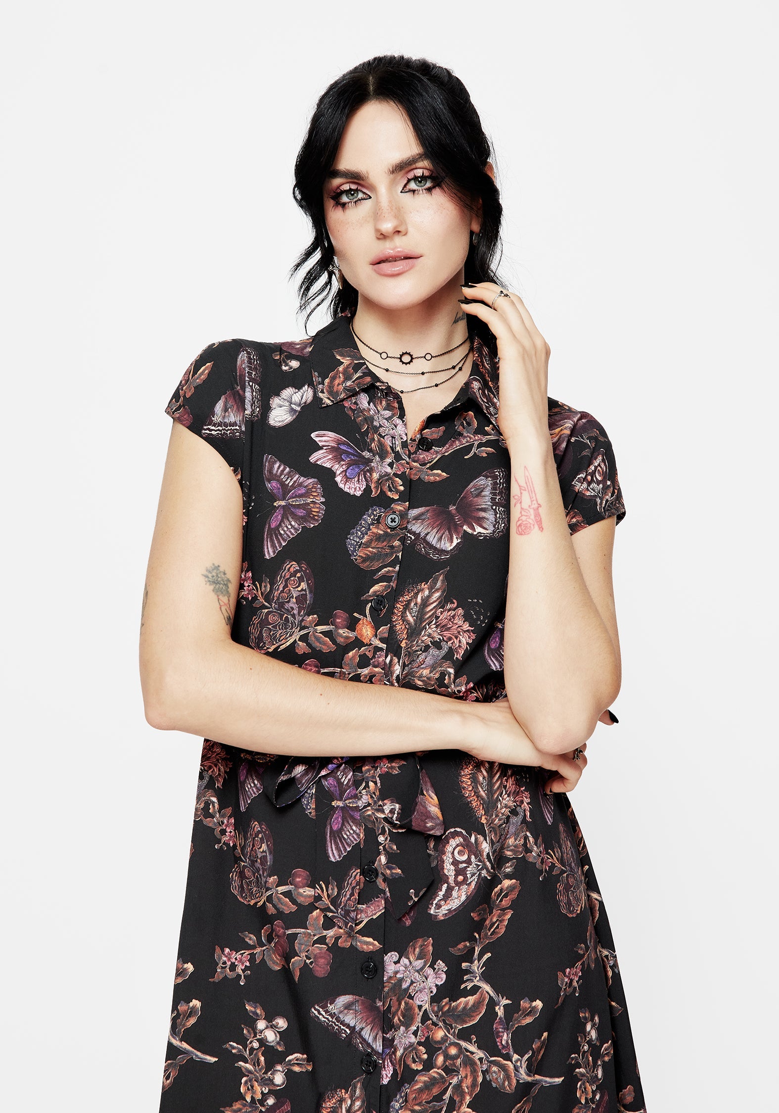 Eloise Blumenmuster Schmetterling Druck Knopf Hoch Midi Kleid