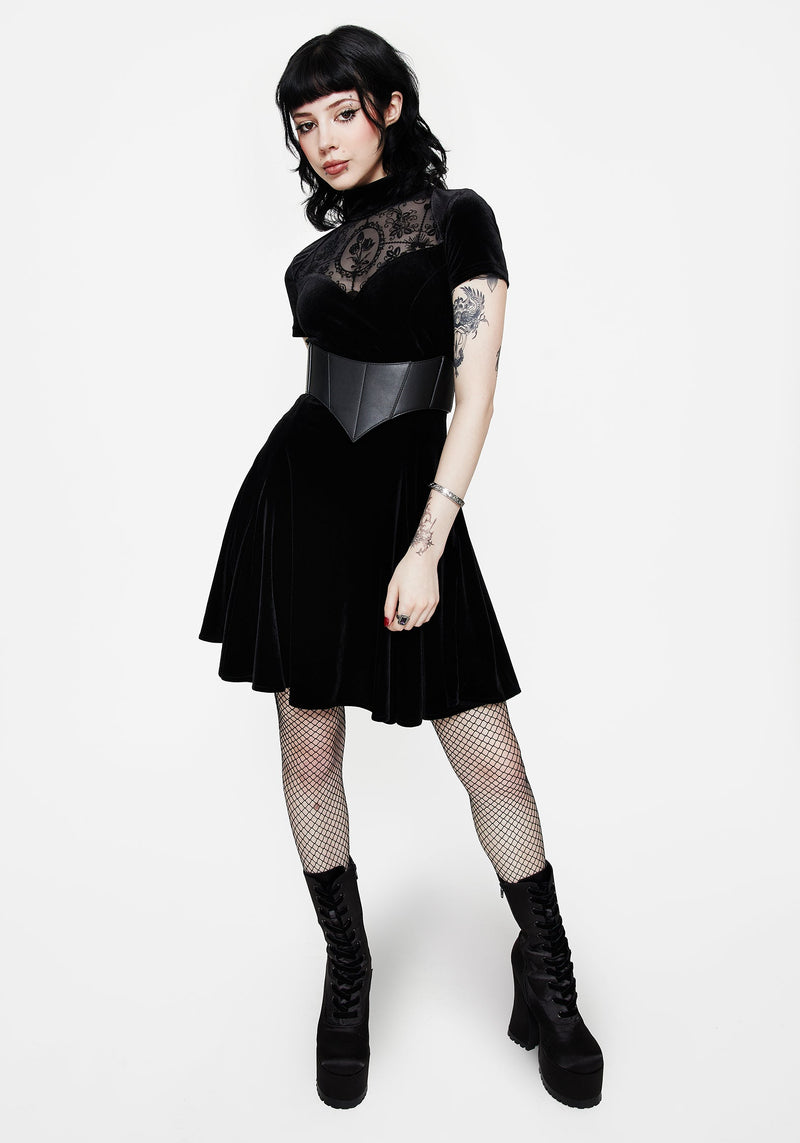 Cameo Hoch Hals Beflockt Mesh Insert Skater Mini Kleid