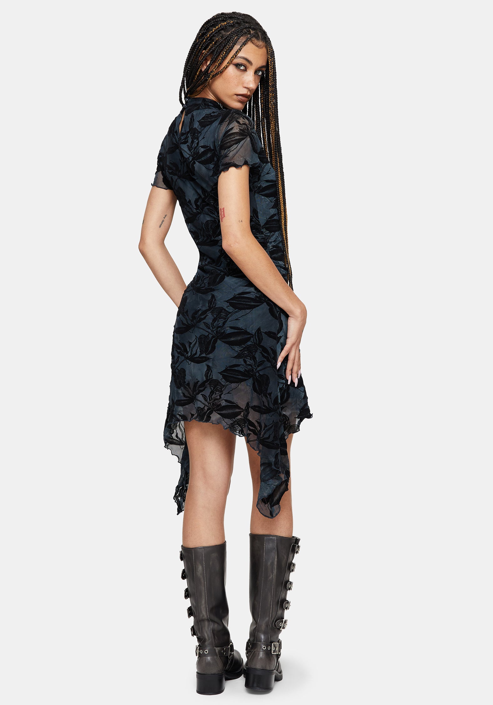 Bryn Blumenmuster Beflockt Mesh Taschentuch Saum Mini Kleid