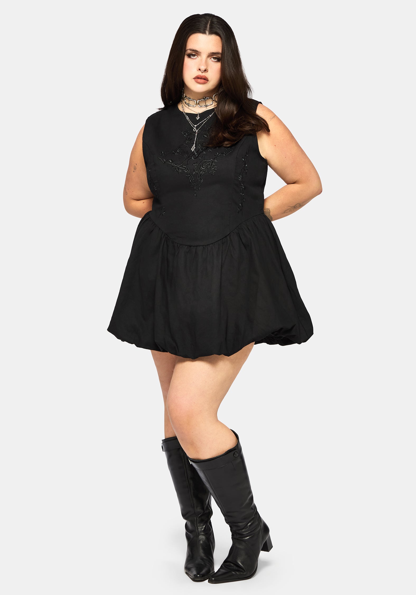 Ailis Ballon Saum Bestickt Mini Kleid