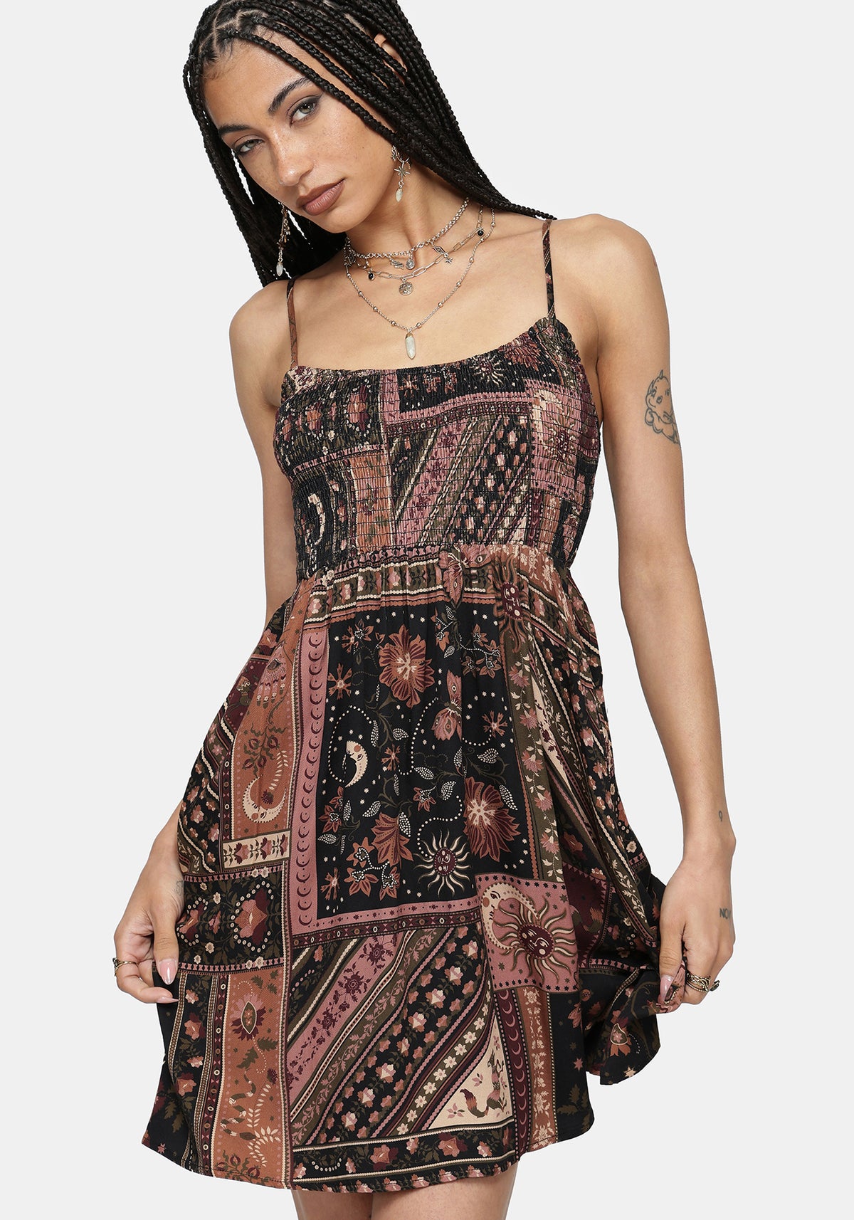 Nola Folklore Patchwork Print Minikleid