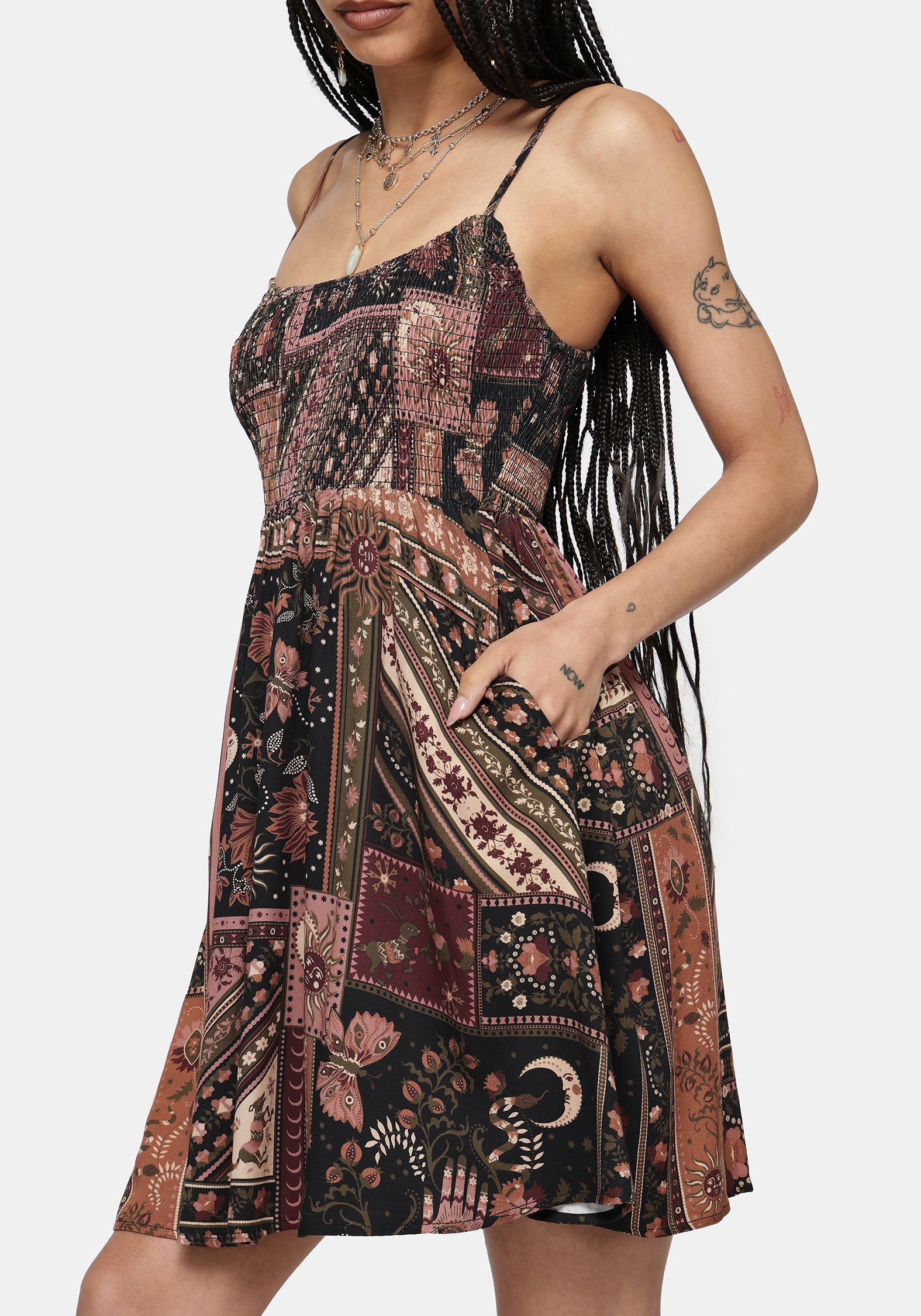 Nola Folklore Patchwork Print Minikleid