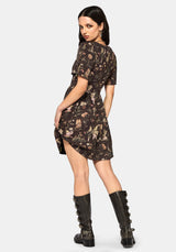 Faela Fee V-Ausschnitt Krawatte Mini Kleid