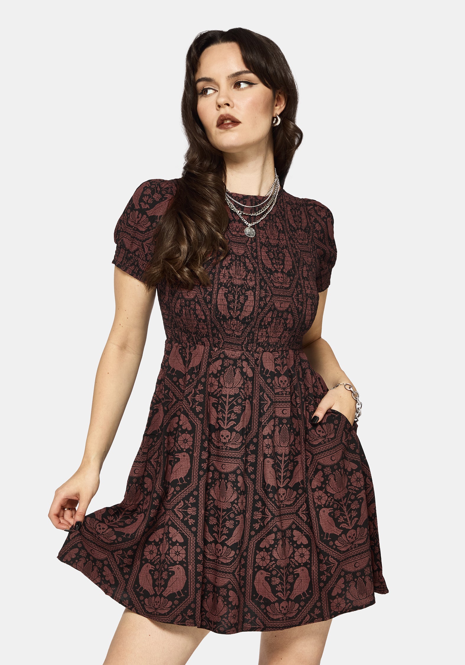 Annabel Umkehren Rabe Druck Gerafft Mini Kleid