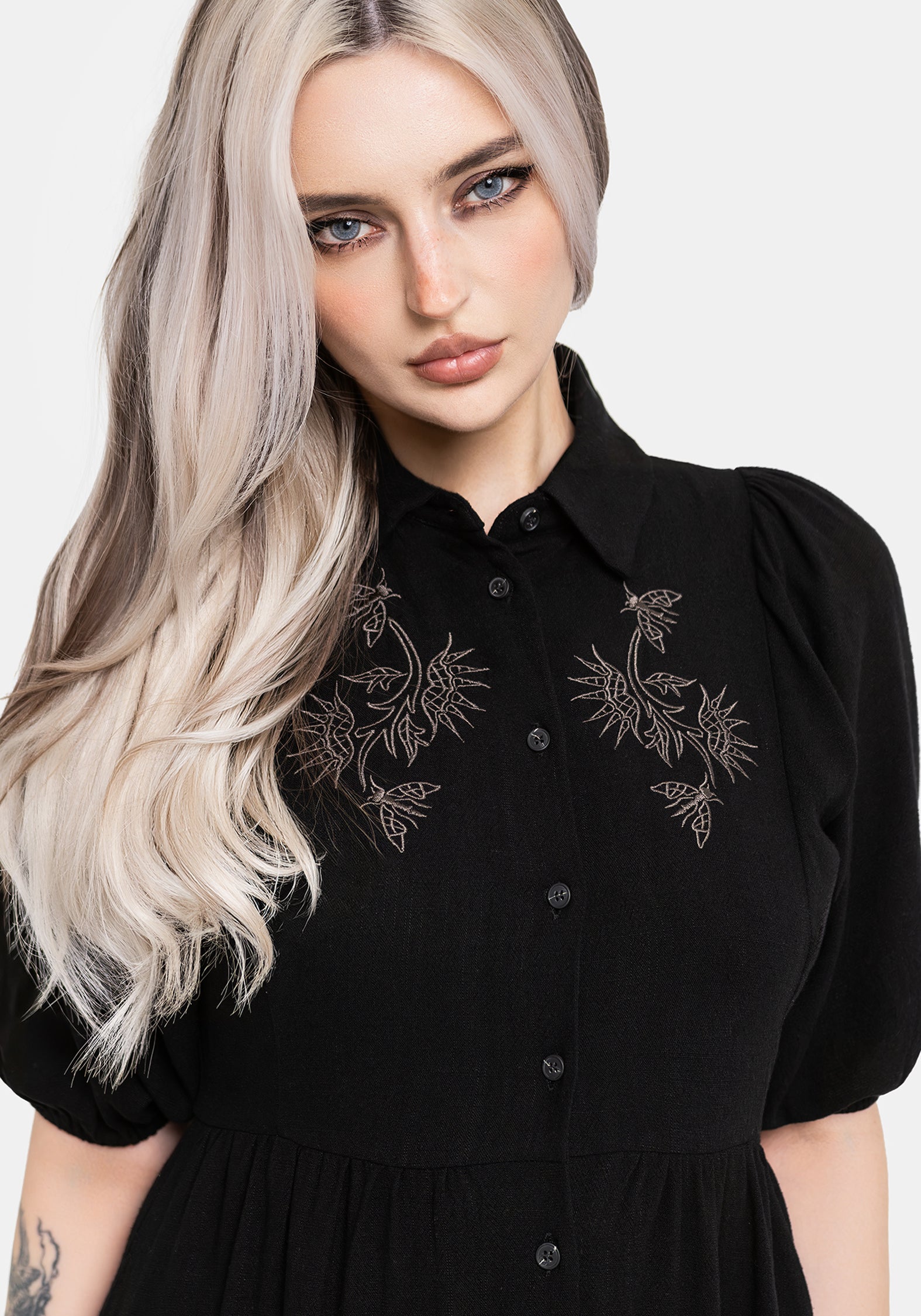 Dionaea Flytrap Embroidered Midi Shirt Dress