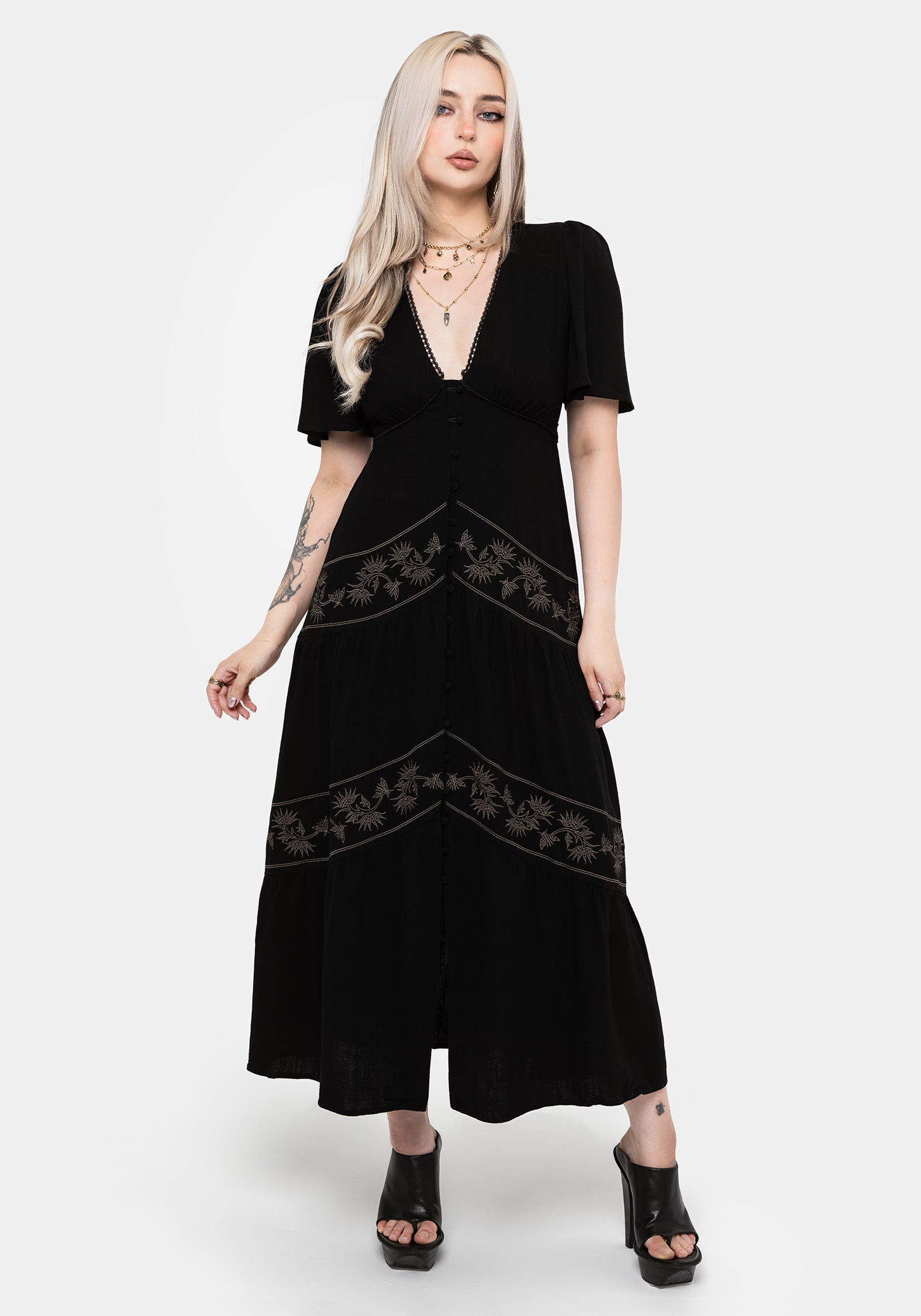 Dionaea Flytrap Embroidered Tiered Midaxi Dress