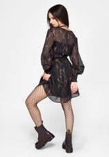 Ember Moth Print Chiffon Gesmokt Minikleid