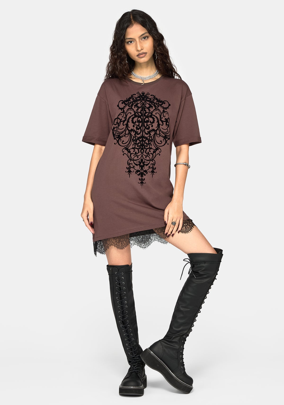 Leucosia Spitzenbesatz Graphic T-Hemdkleid