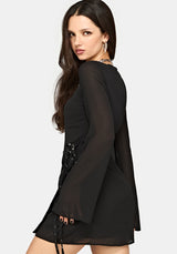 Emara Öse Piercing Wickel Vorderseite Minikleid