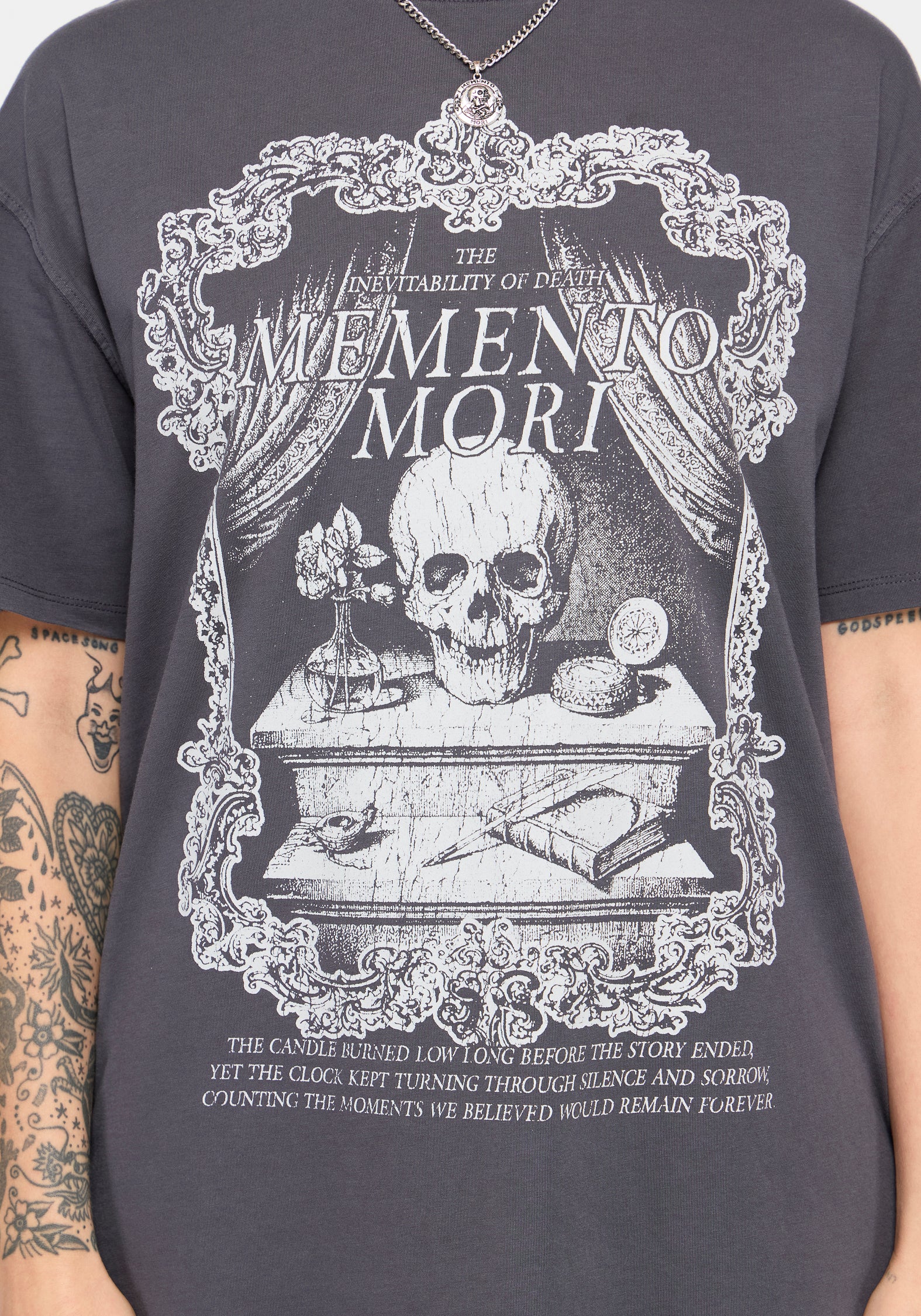 Mori Totenkopf T-Shirt Kleid