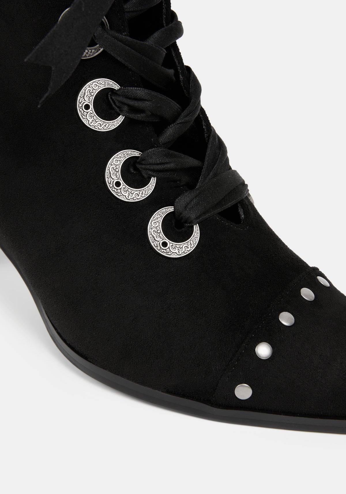 Morvella Pointed Studded Boots EU 39