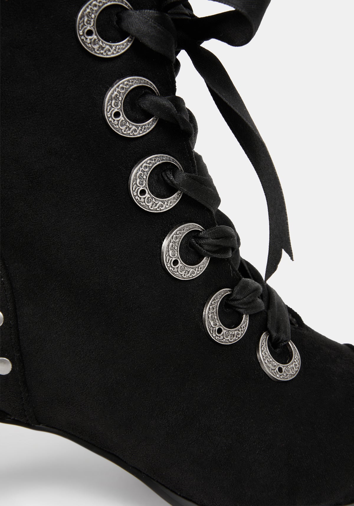 Morvella Pointed Studded Boots EU 39