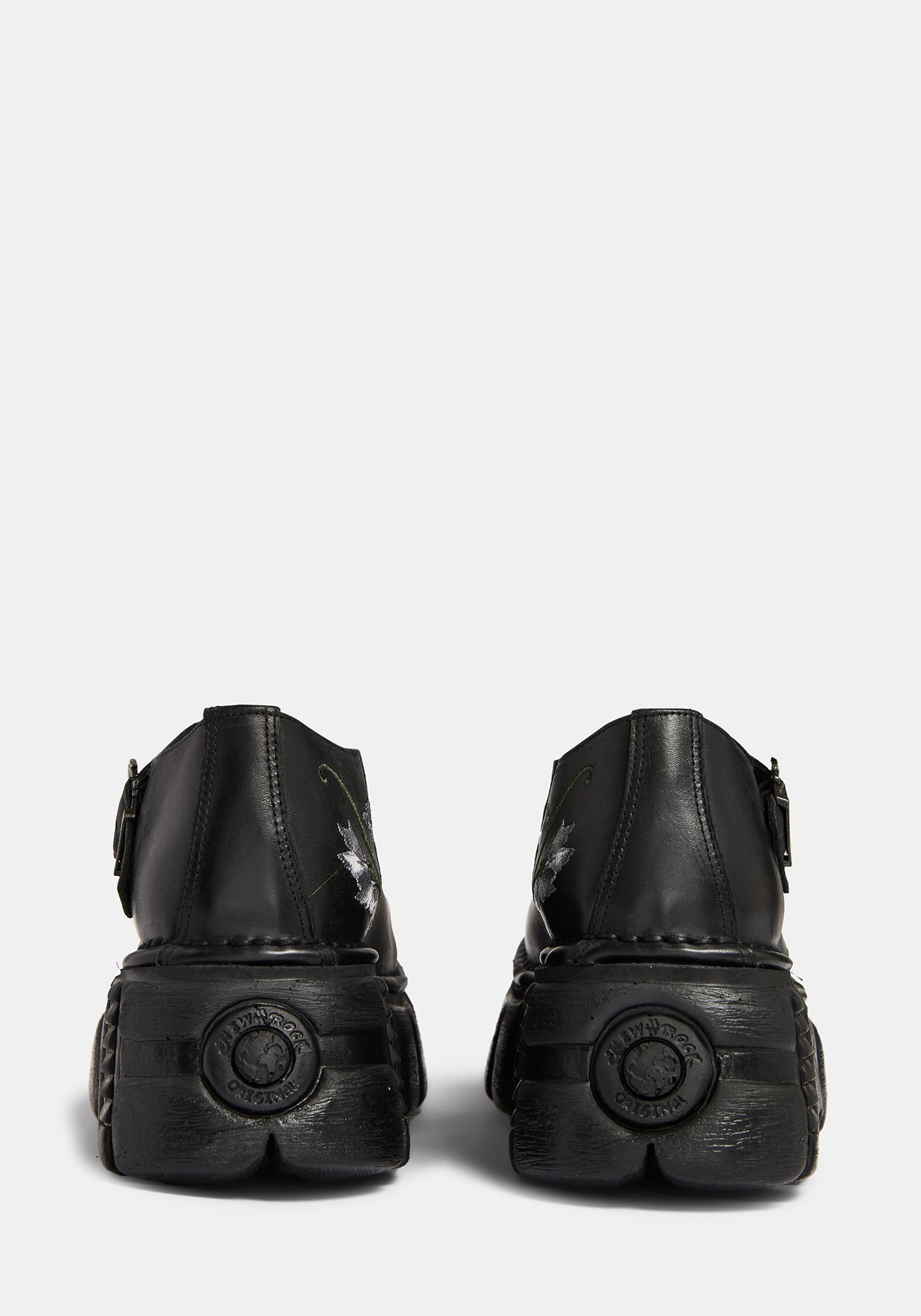 Disturbia x New Rock Bestickt Mary Janes