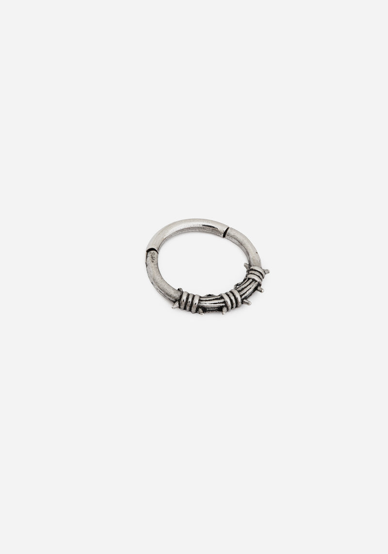 Echo Barbed Septum Piercing