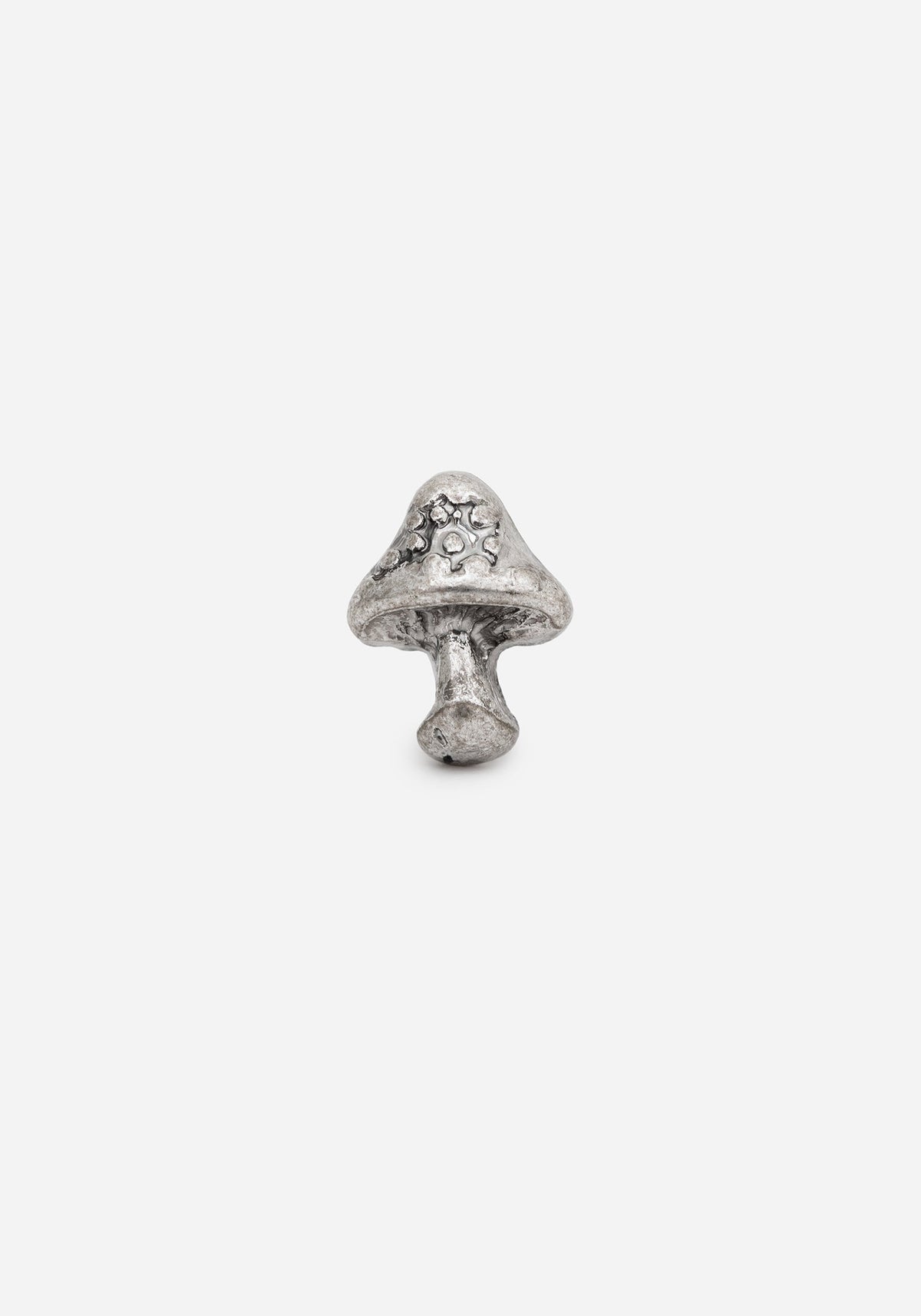 Woodstock Pilz Helix Piercing