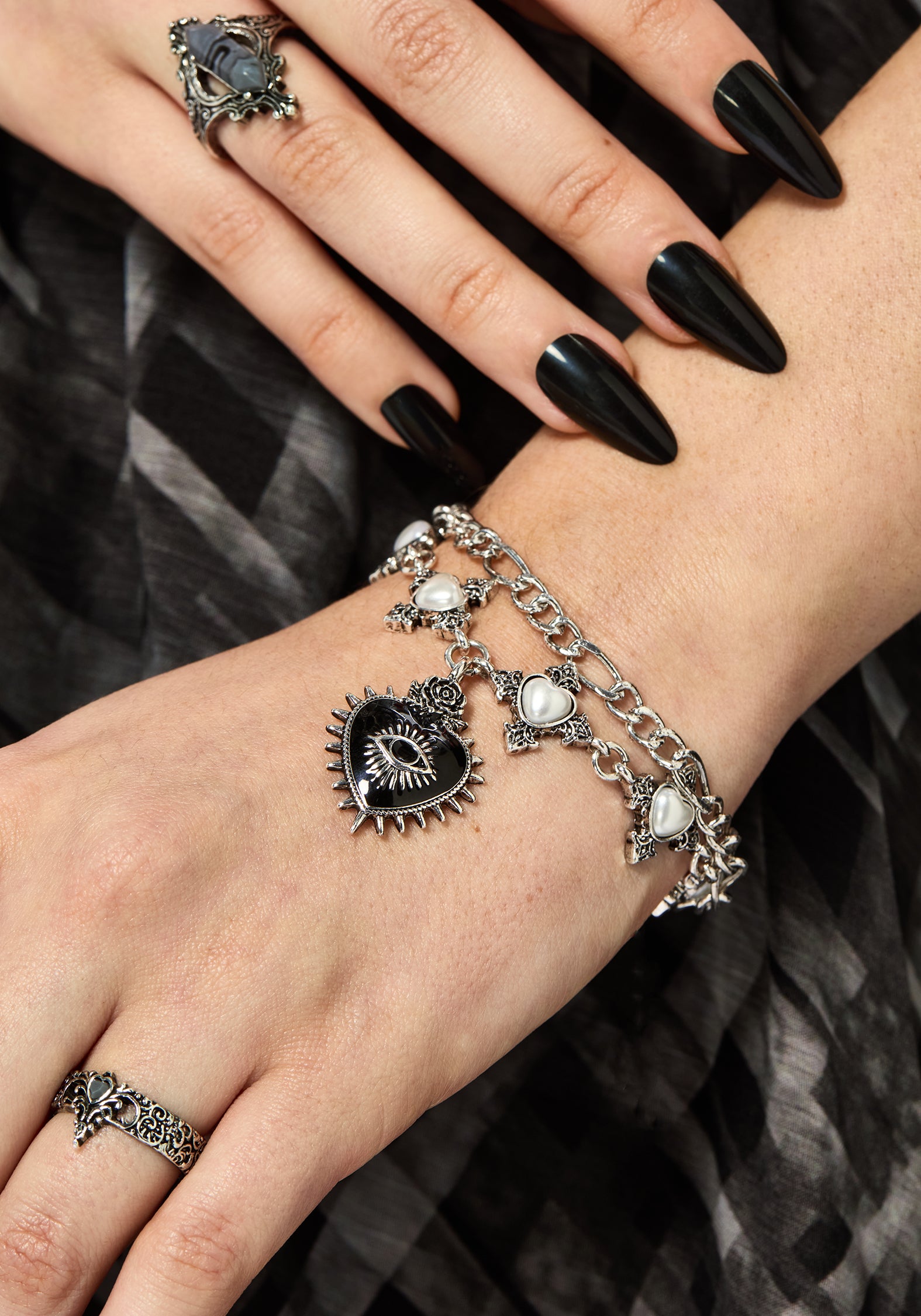 Amada Prickle Heilig Herz Gelagert Grobstrick Armband