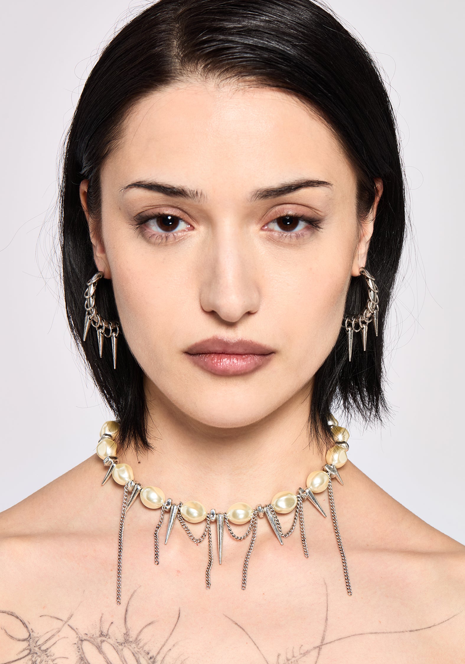 Flittex Spike Faux Pearl Choker