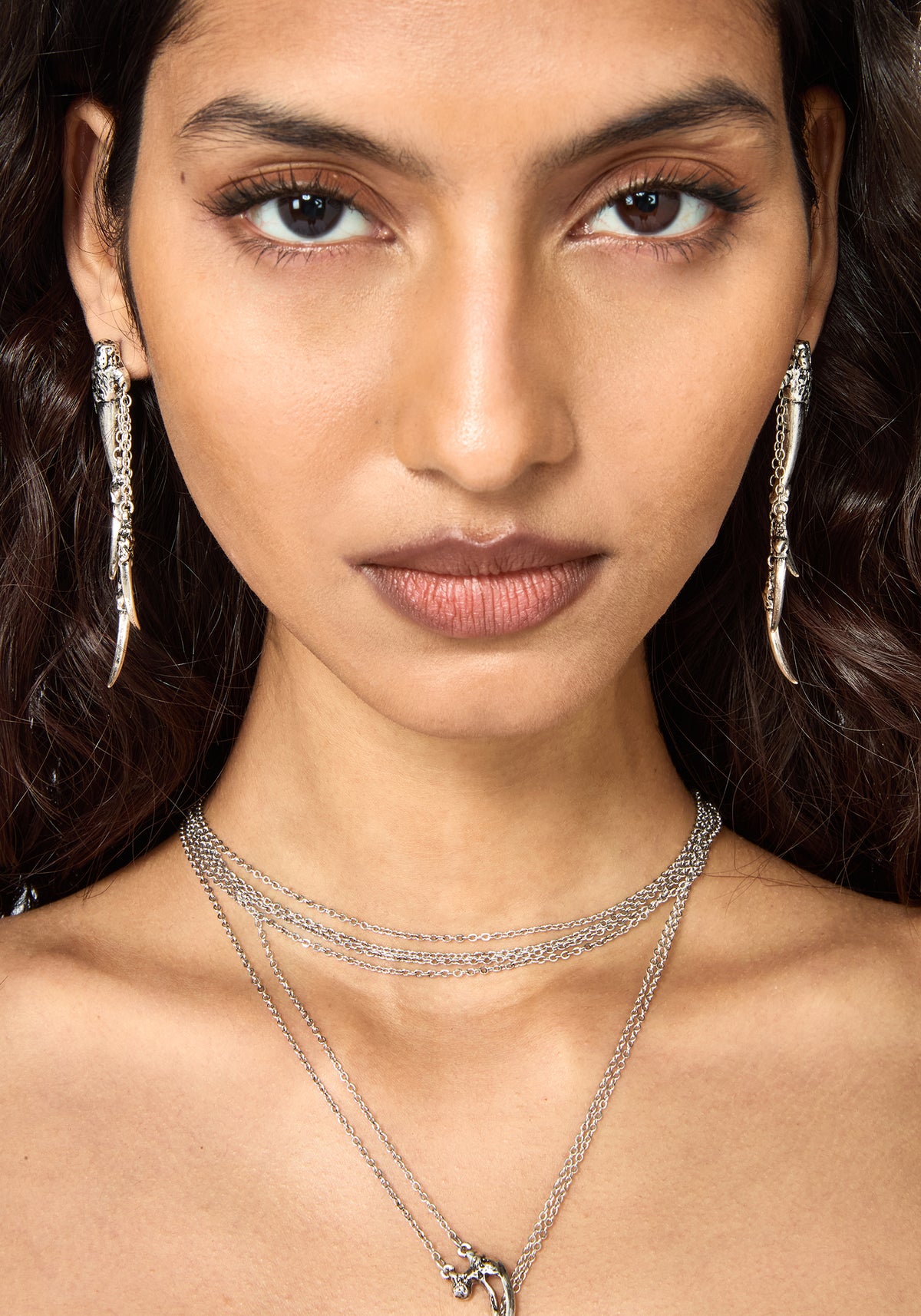 Valuma Claw Drop Earrings