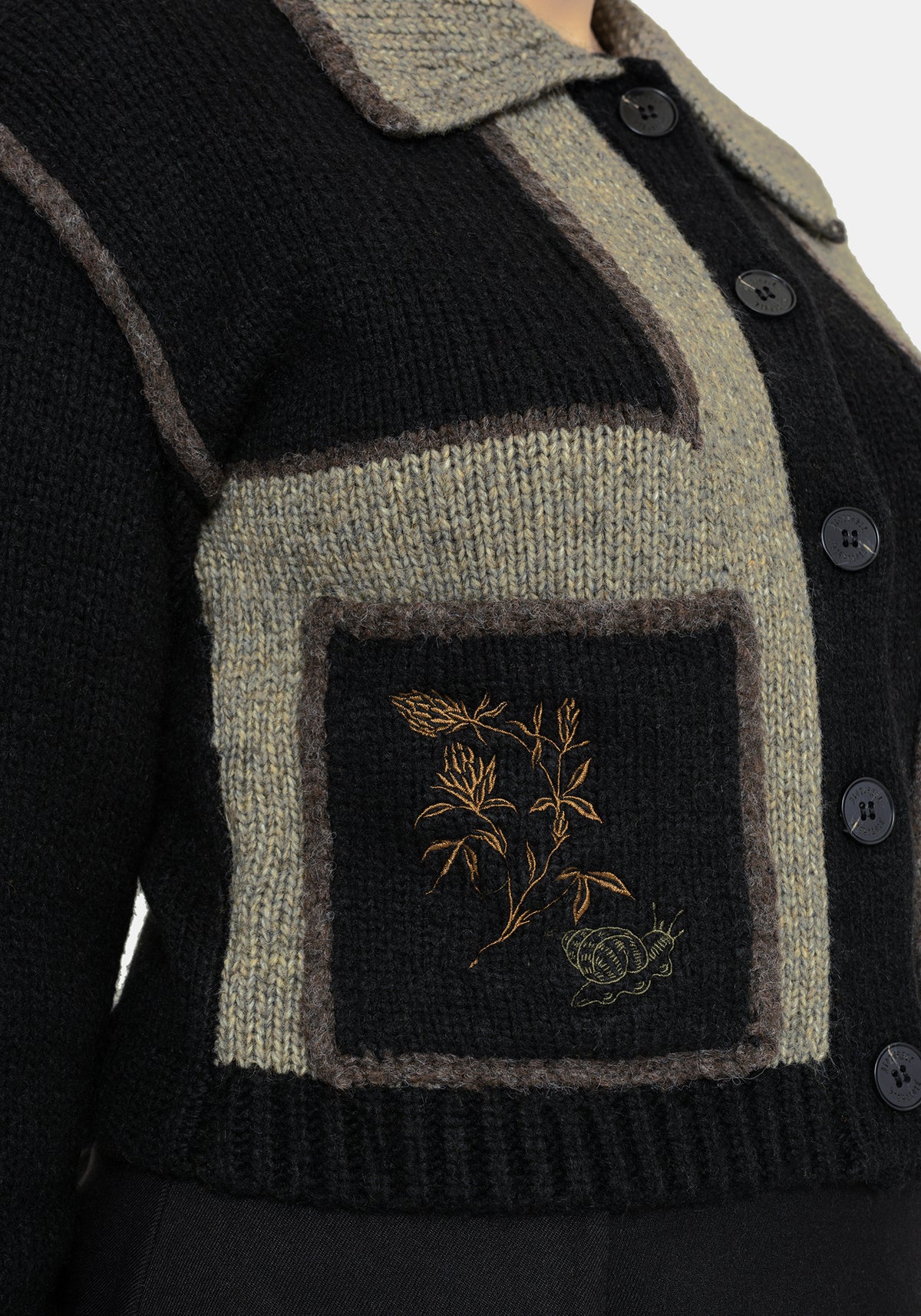 Polly Mit Kragen Flicken Bestickt Gestrickt Cardigan