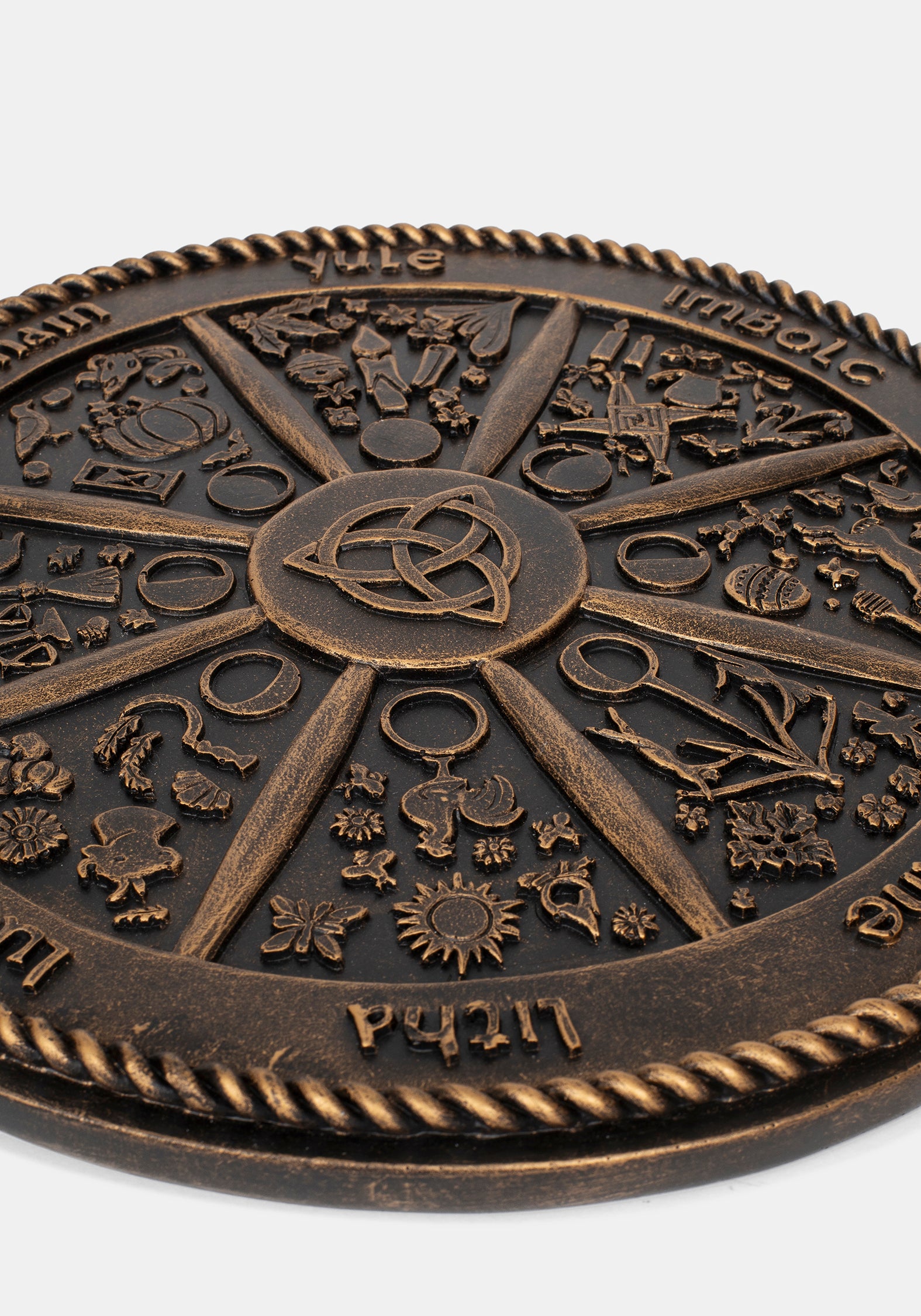 Raveth Sabbat Wheel Hanger