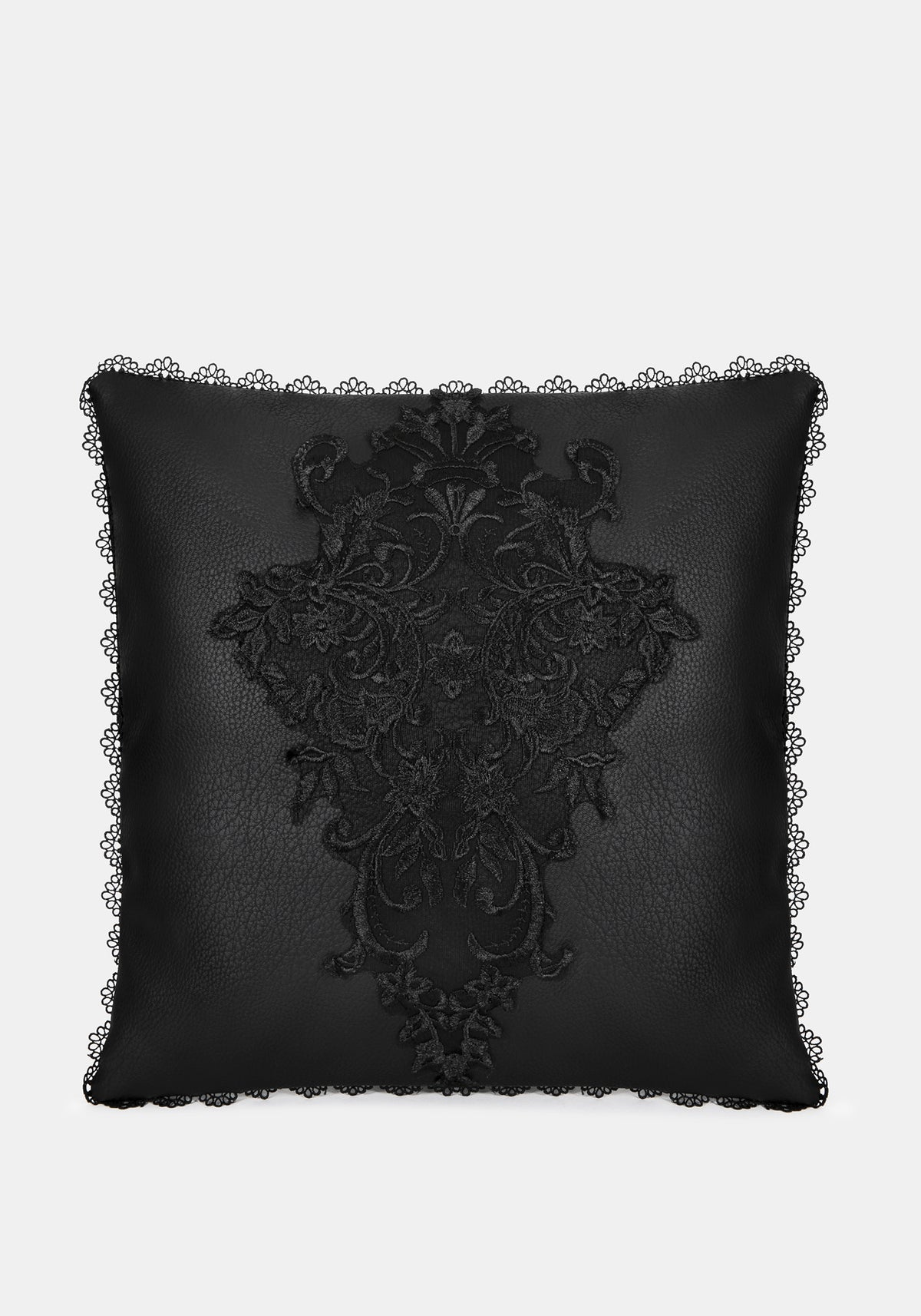 Eldertree Applique Lace Edge Cushion