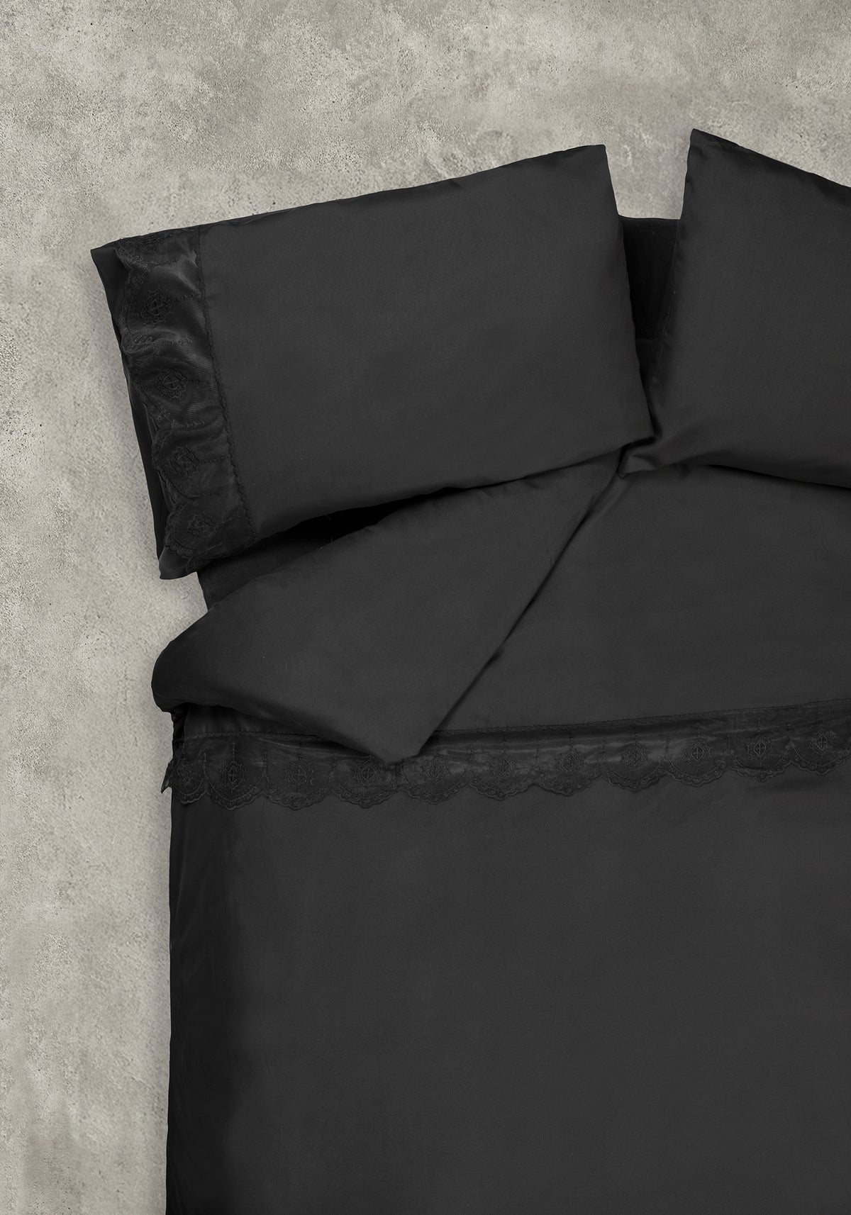 Sulphix Lace Detail Bedding - EU King