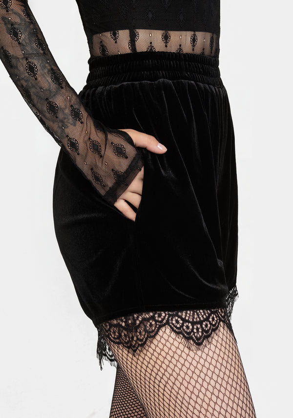 Spydre Spitze Saum Velours Shorts