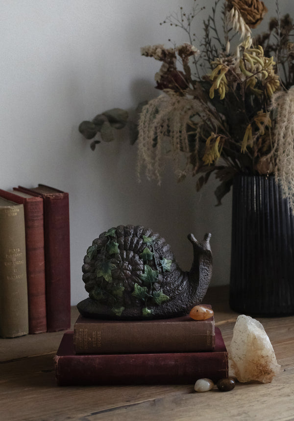 Sedge Strukturiert Snail Ornament