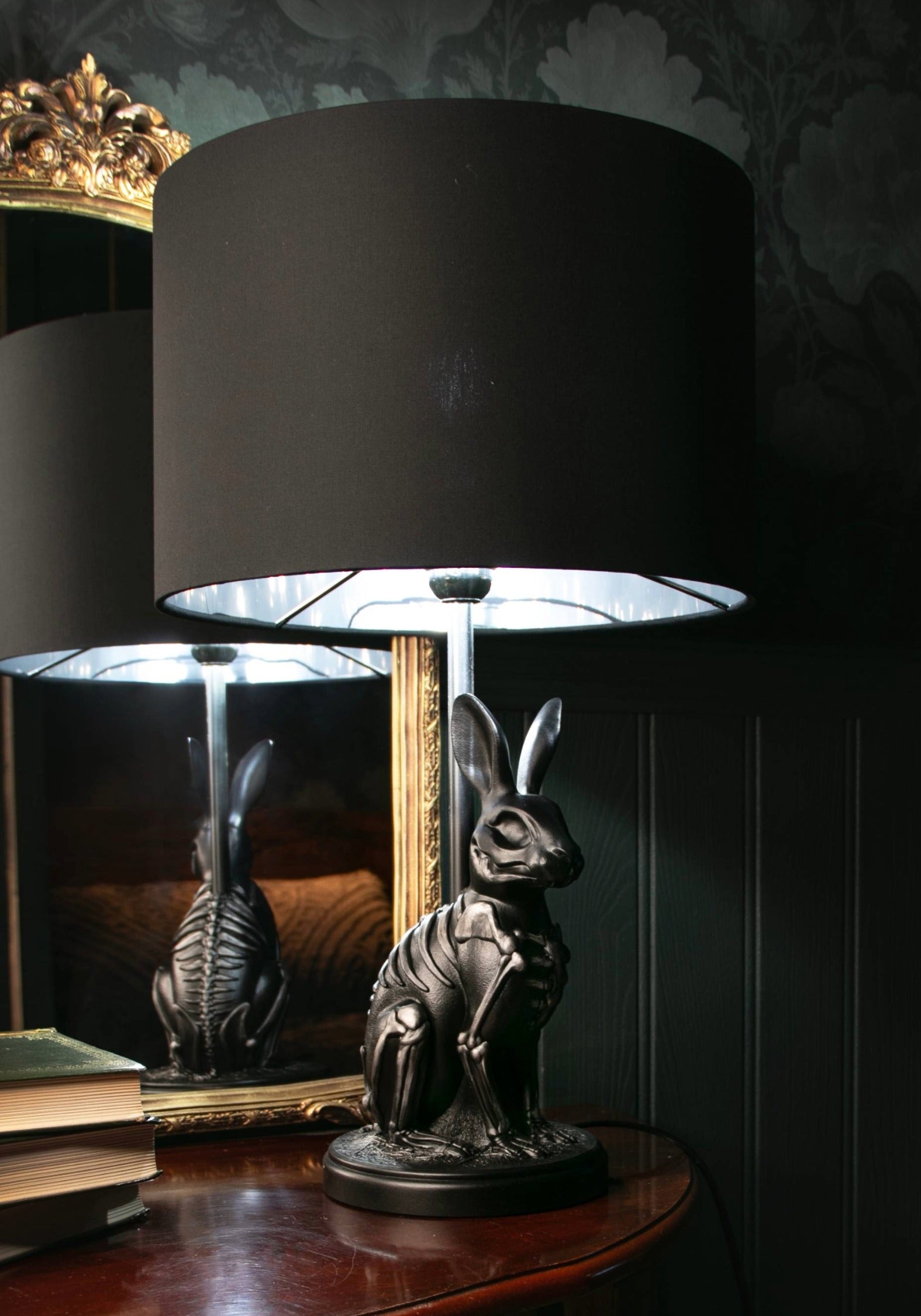 Hexa Rabbit Lamp - Disturbia x Die Geschwärzt Teeth