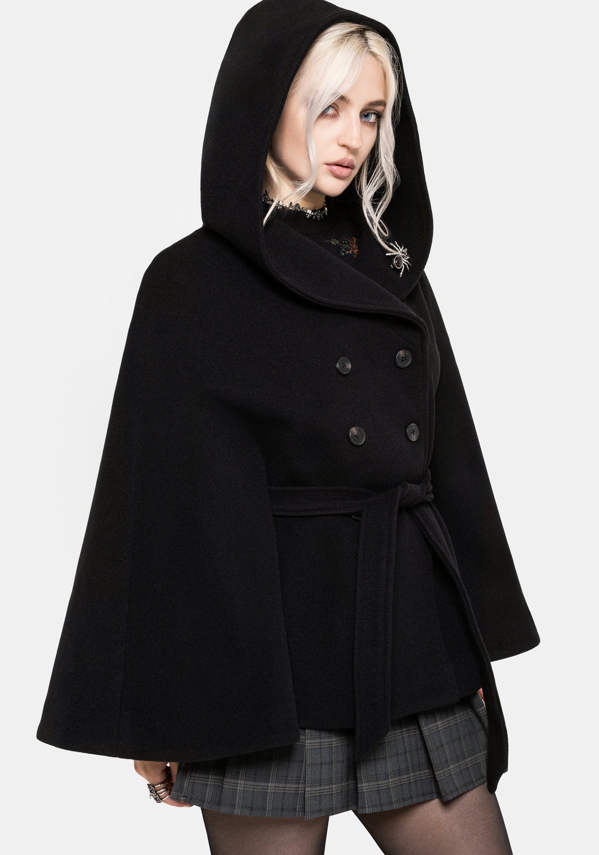Althea Mit Kapuze Spider Pin Detail Cape