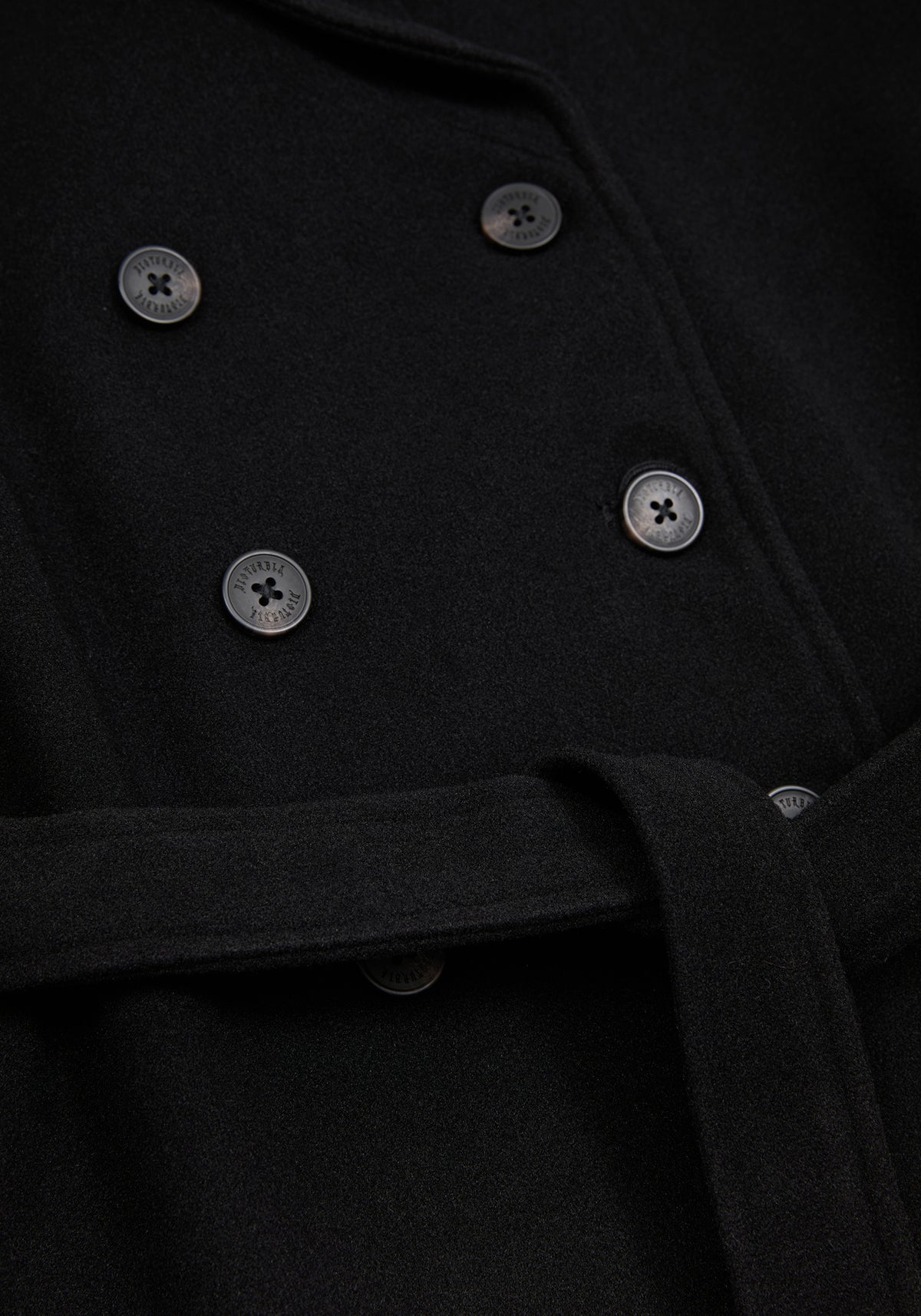 Althea Mit Kapuze Spider Pin Detail Cape
