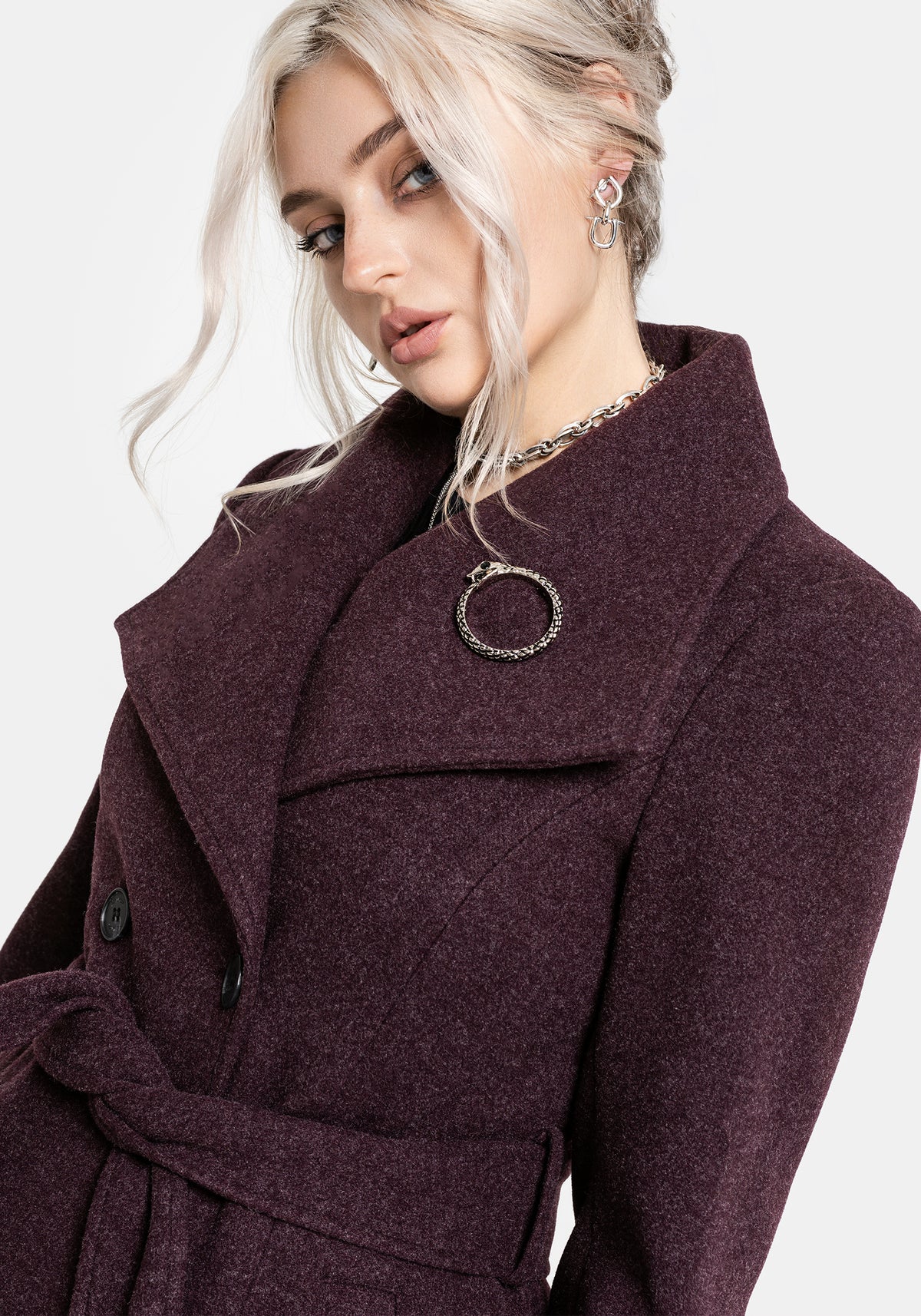 Abyss Bindung Taille Double Breasted Mantel With Schlange Brooch - Plum