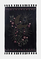 Kobra Embroidered Snake Blanket